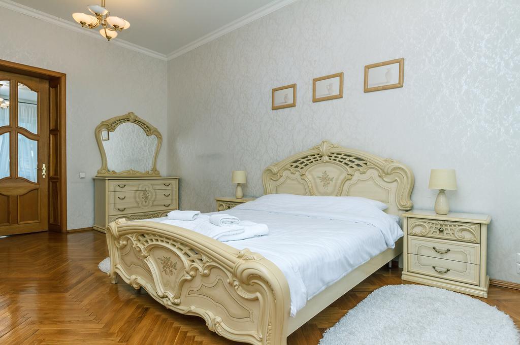 Apartment Arena City Kiew Exterior foto